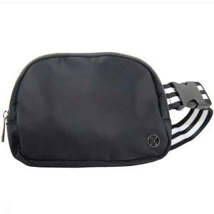 Katydid Everywhere Adjustable Zippered Belt Bag Women’s